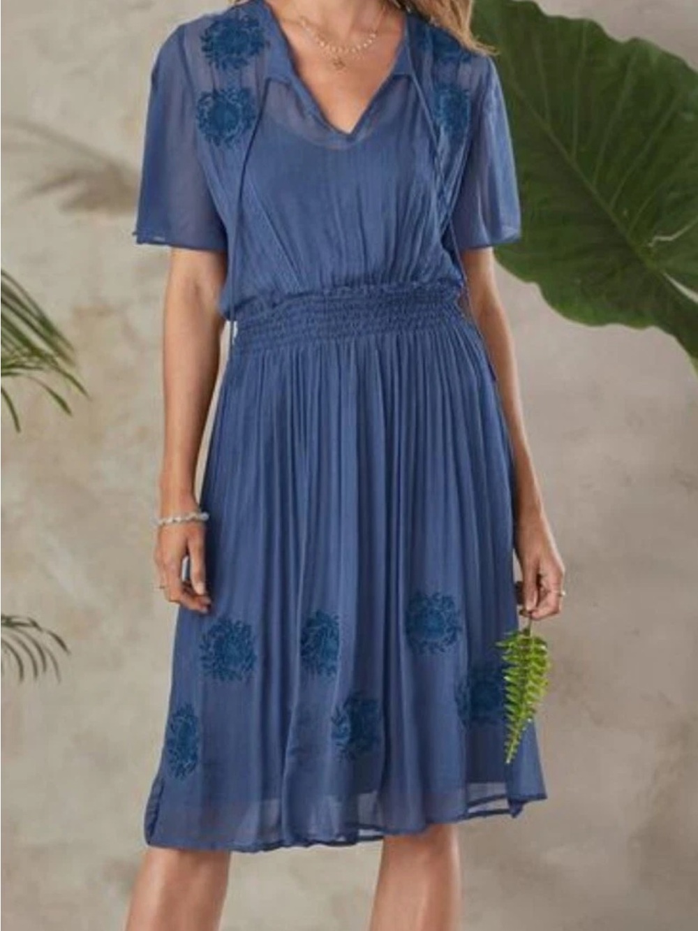 SUNDANCE Led By Dreams Blue Embroidered Floral Lace Dress Size Small